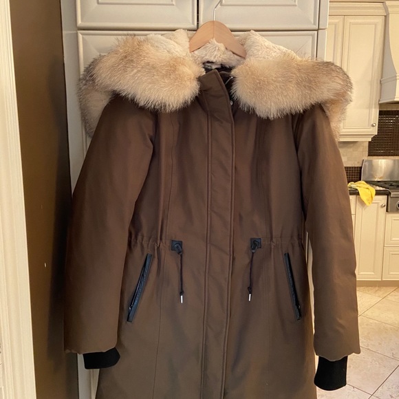 Mackage Fur parka army green worn once - Picture 13 of 13
